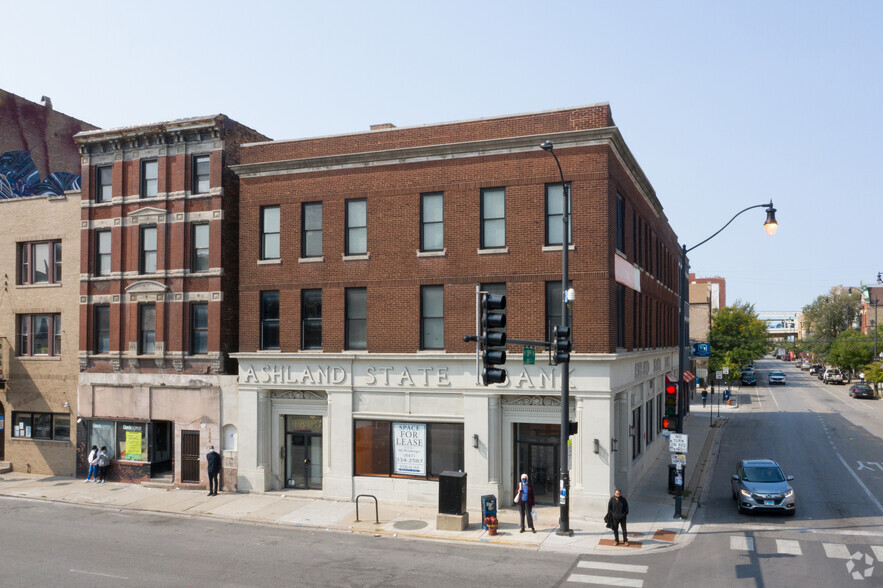 1800 S Ashland Ave, Chicago, IL à louer - Photo de l’immeuble – Image 2 sur 9