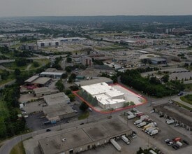 504 Kenora Ave, Hamilton, ON à louer Aérien– Image 1 sur 15