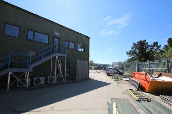76-88 Old Wareham Rd, Poole à louer - Photo de l’immeuble – Image 3 sur 7