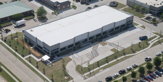 Plus de détails pour 10688 Clarence Dr, Frisco, TX - Industriel/Logistique à louer
