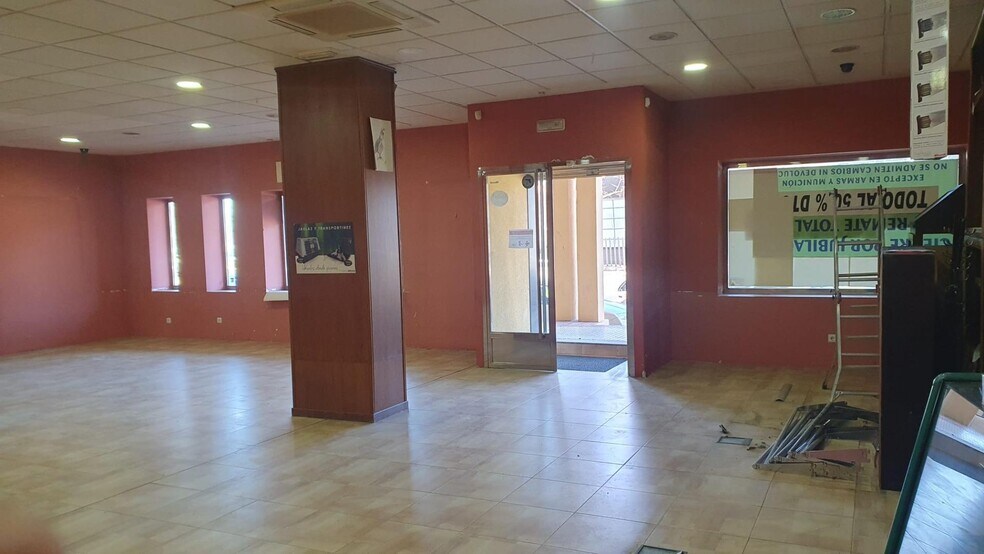 Local commercial dans Cáceres, Cáceres à vendre - Photo de l’immeuble – Image 3 sur 6