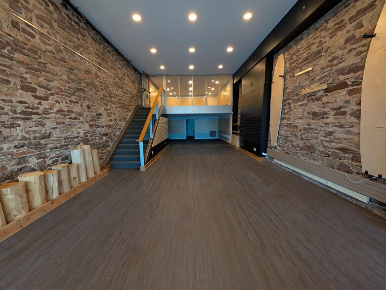 3 W Superior St, Duluth, MN à louer - Photo de l’immeuble – Image 2 sur 16