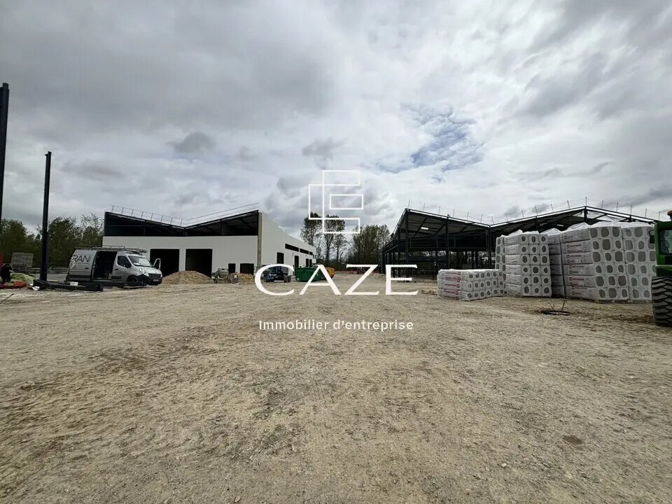 Local d'activités dans Carbon-Blanc à vendre Photo de l’immeuble– Image 1 sur 9
