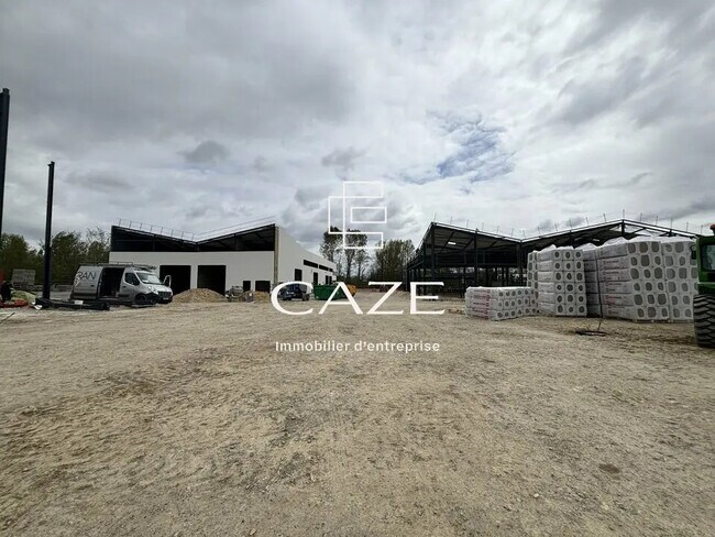 Plus de détails pour Local d’activités à vendre