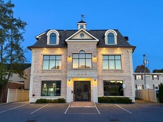 Plus de détails pour 342 Post Ave, Westbury, NY - Bureau/Local commercial à louer