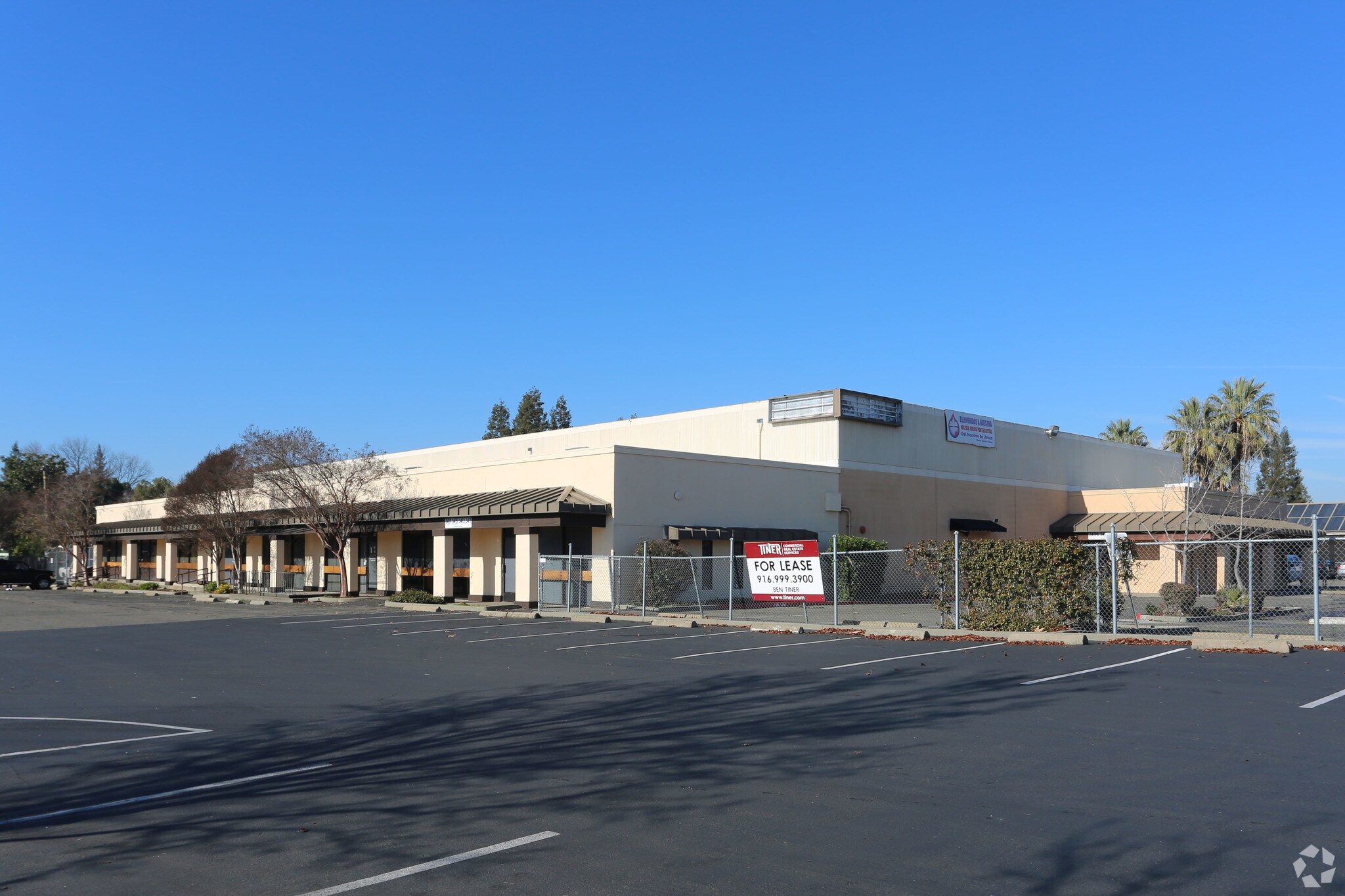 3411-3419 Arden Way, Sacramento, CA à vendre Photo principale– Image 1 sur 12
