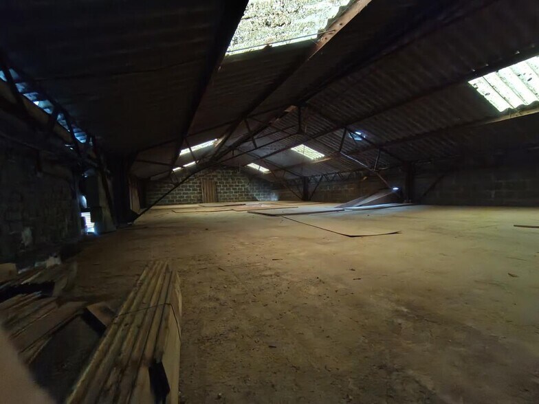Industriel/Logistique dans Mainvilliers à vendre - Photo de l’immeuble – Image 2 sur 11