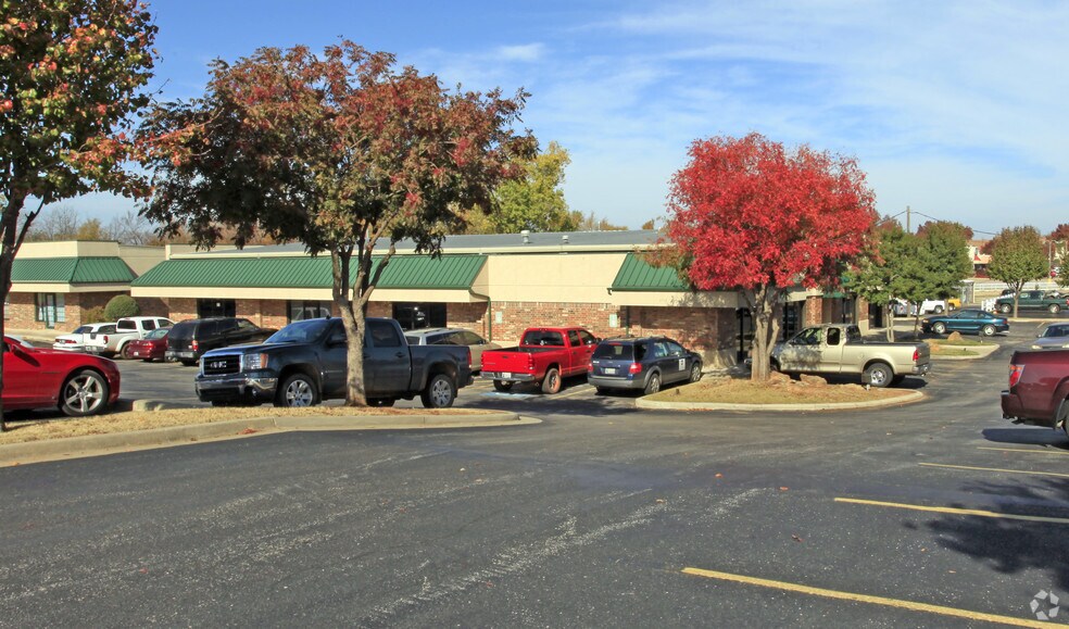 1113 S Douglas Blvd, Midwest City, OK à vendre - Photo de l’immeuble – Image 2 sur 6