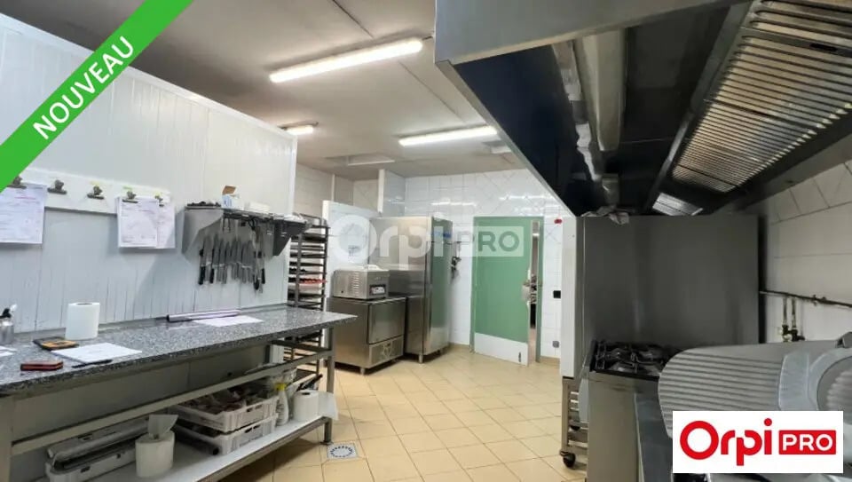 Local d'activités dans Chabeuil à vendre - Photo de l’immeuble – Image 2 sur 5