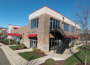 317 Alcove Rd, Mooresville, NC à louer Photo intérieure– Image 1 sur 3