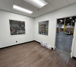 1701 Vantage Dr, Carrollton, TX à louer Photo intérieure– Image 2 sur 5