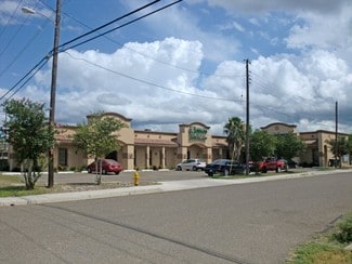 Plus de détails pour 2404 S F St, Harlingen, TX - Bureau/Local commercial à louer