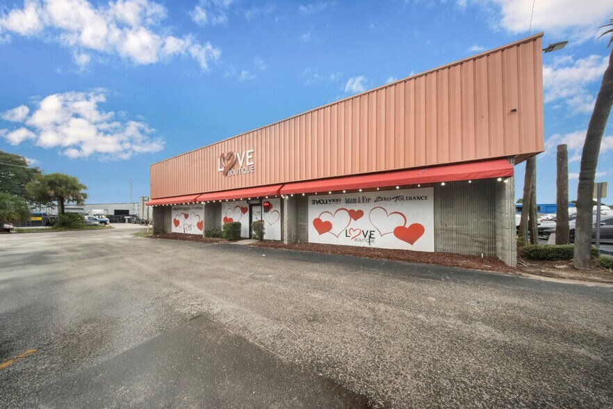 955 W Taft Vineland Rd, Orlando, FL à louer - Photo de l’immeuble – Image 3 sur 6