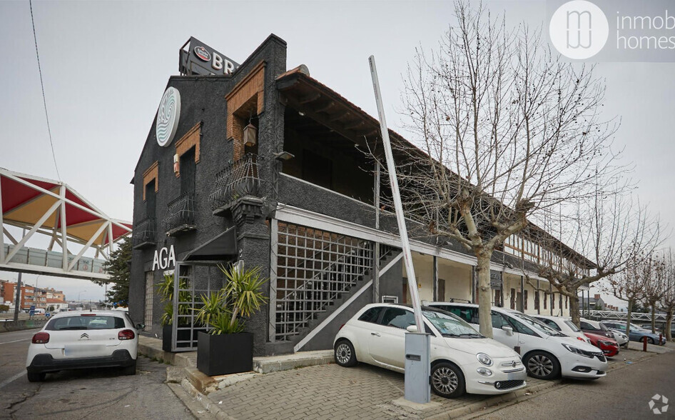 Local commercial dans Las Rozas de Madrid, Madrid à louer - Photo de l’immeuble – Image 2 sur 19