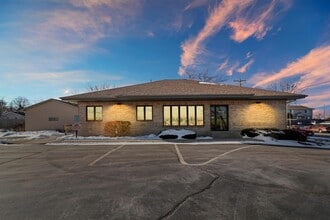 5300 Green Bay Rd, Kenosha, WI à louer Photo intérieure– Image 1 sur 8