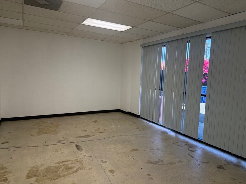 2914 Main St, Los Angeles, CA à louer - Photo intérieure – Image 3 sur 8