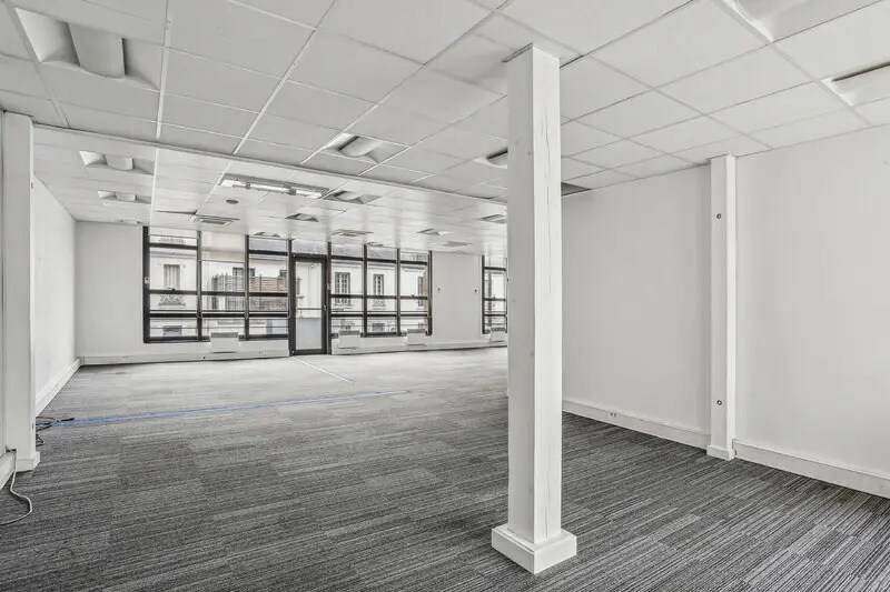 Bureau dans Boulogne-Billancourt à louer - Photo de l’immeuble – Image 2 sur 12