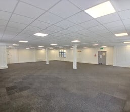 Meadow Ln, St Ives à louer Photo intérieure– Image 2 sur 10