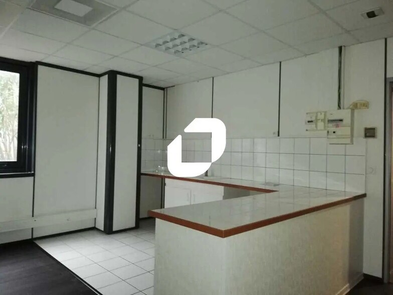 Bureau dans Castelnau-le-Lez à louer - Photo intérieure – Image 3 sur 7