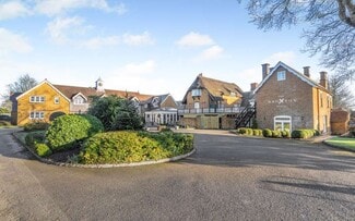 Plus de détails pour 4 Wroxton, Wroxton - Hôtellerie à vendre
