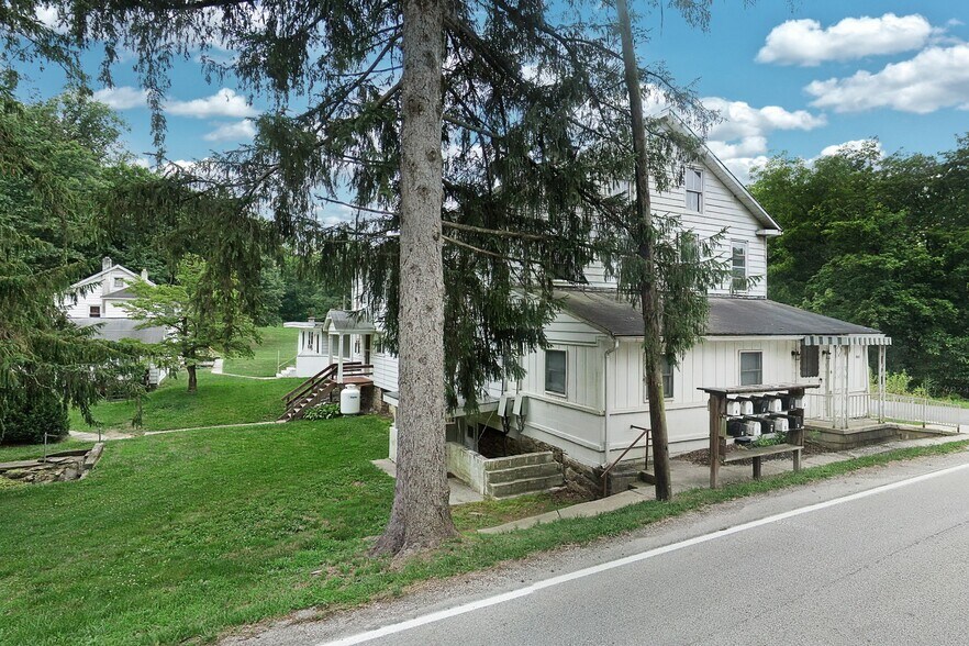 862 Iron Ridge Rd, Spring Grove, PA à vendre - Photo de l’immeuble – Image 2 sur 78