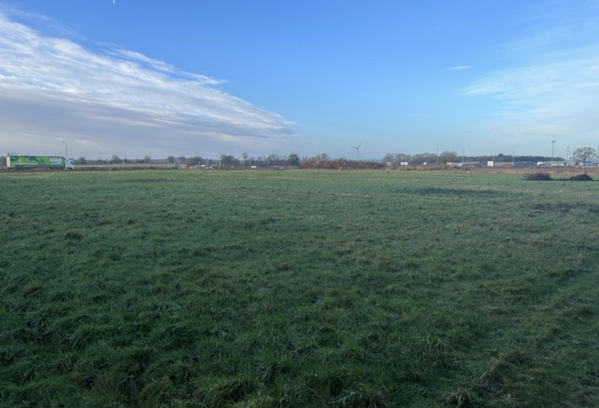 Gorse Ln, Fradley à vendre - Photo de l’immeuble – Image 2 sur 3