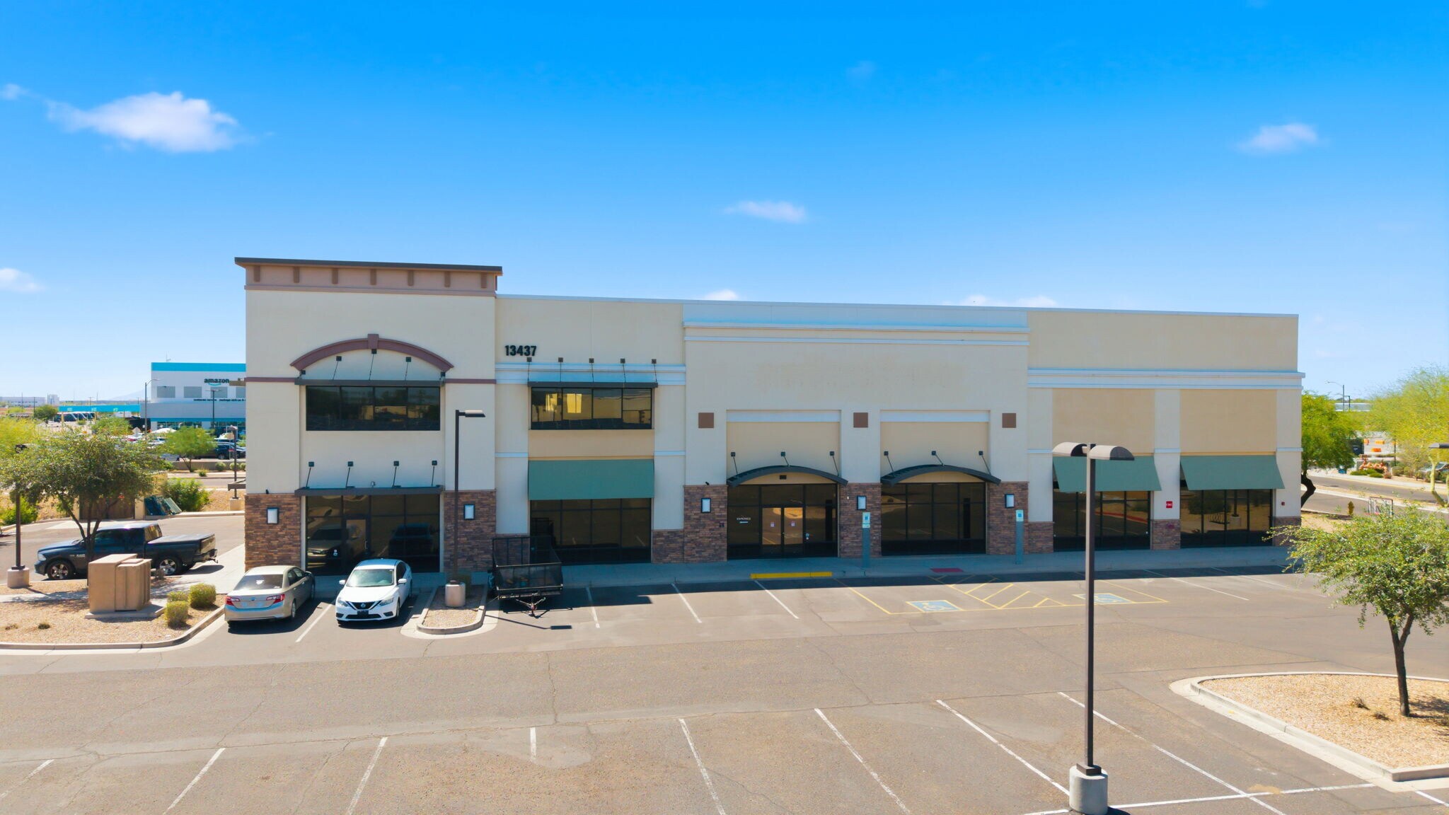 13437 N Litchfield Rd, Surprise, AZ à vendre Photo de l’immeuble– Image 1 sur 12