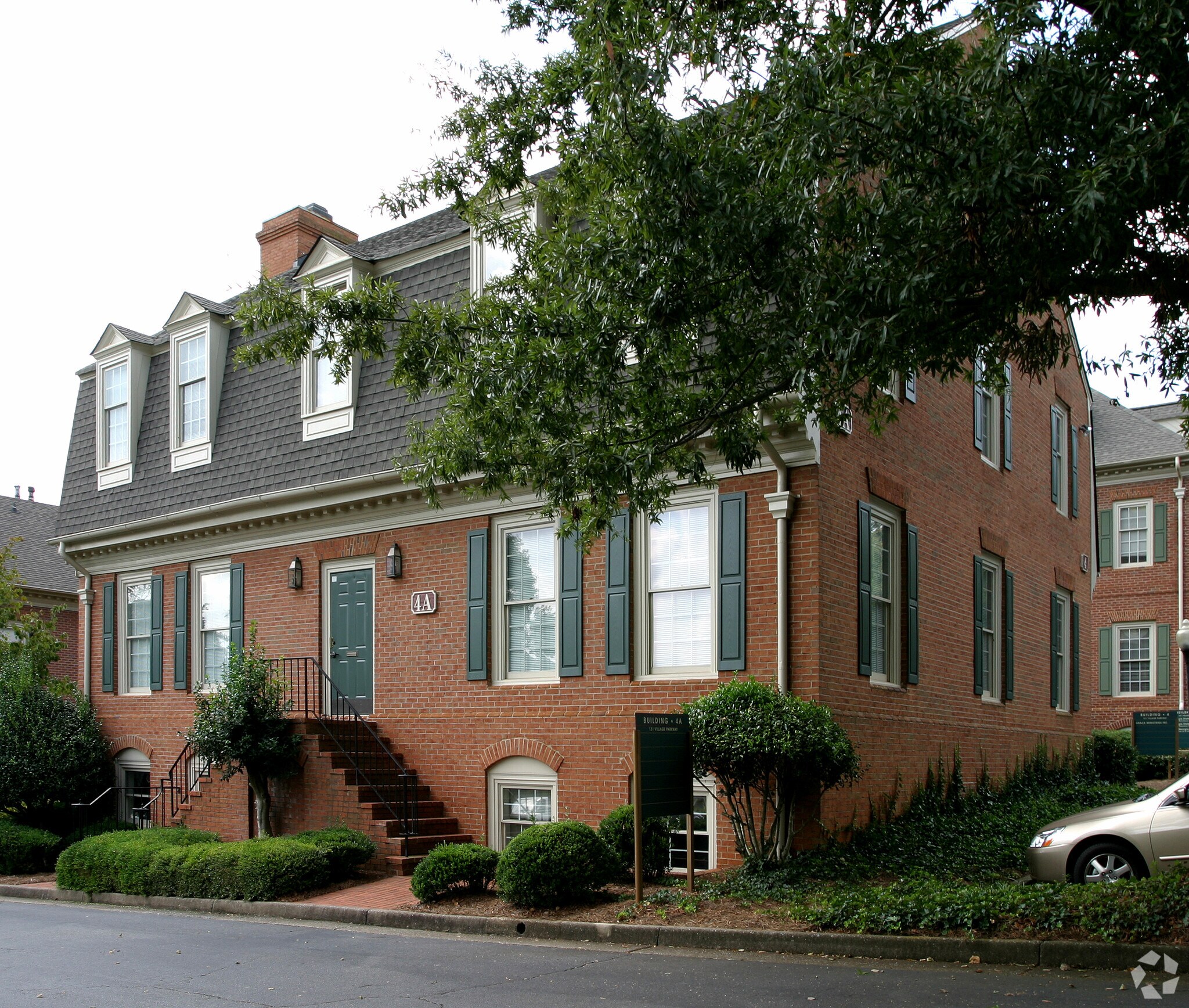 131 Village Pky NE, Marietta, GA à louer Photo principale– Image 1 sur 3