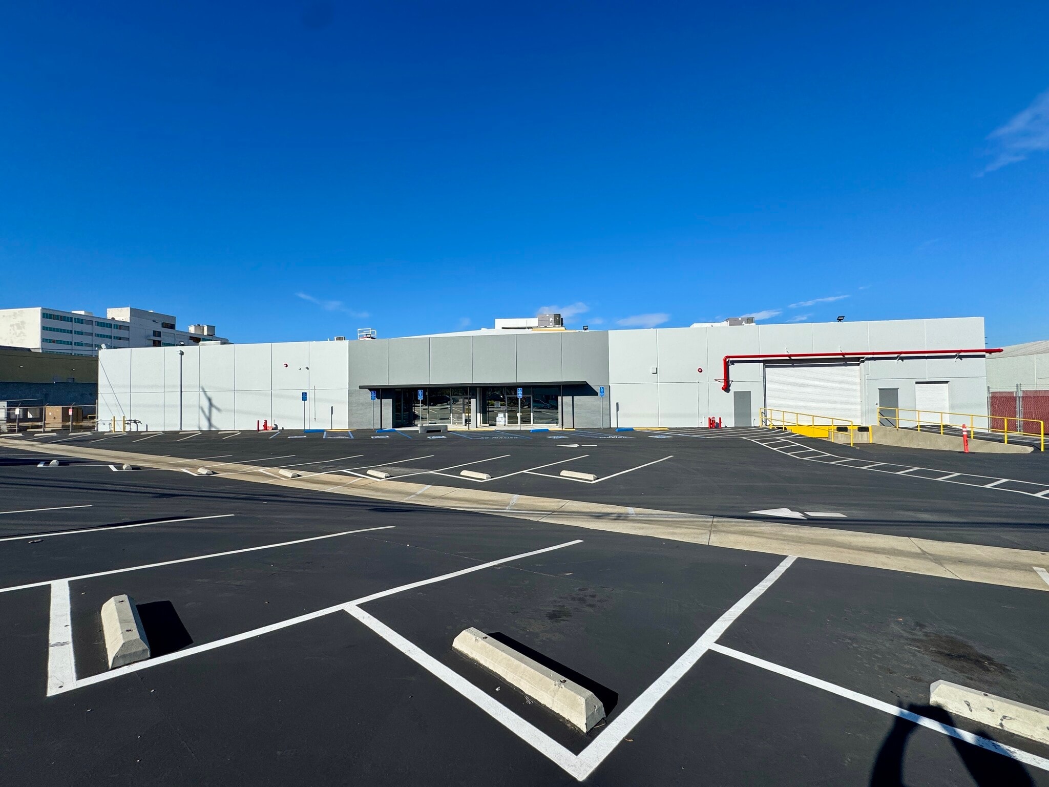 1917-1921 E Mariposa Ave, El Segundo, CA à louer Photo intérieure– Image 1 sur 29