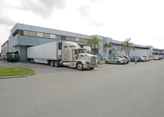 Plus de détails pour 7901-8195 NW 67th St, Miami, FL - Industriel/Logistique à louer