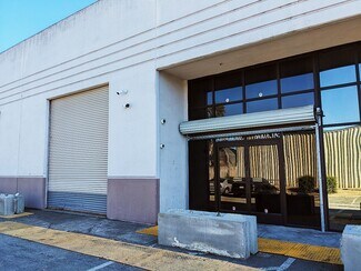 Plus de détails pour 9 Hangar Way, Watsonville, CA - Industriel/Logistique à louer