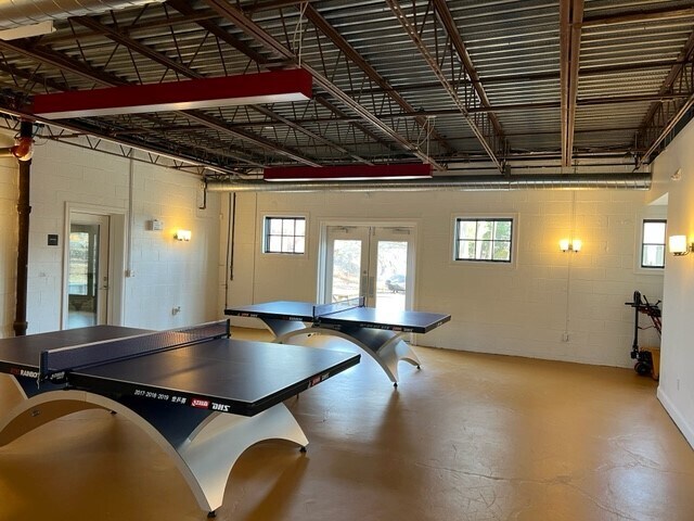 255 Field Point Rd, Greenwich, CT à louer - Photo intérieure – Image 3 sur 35