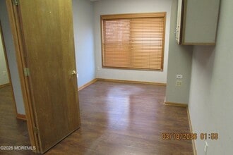 388 Lakehurst Rd, Toms River, NJ à louer Photo intérieure– Image 1 sur 10