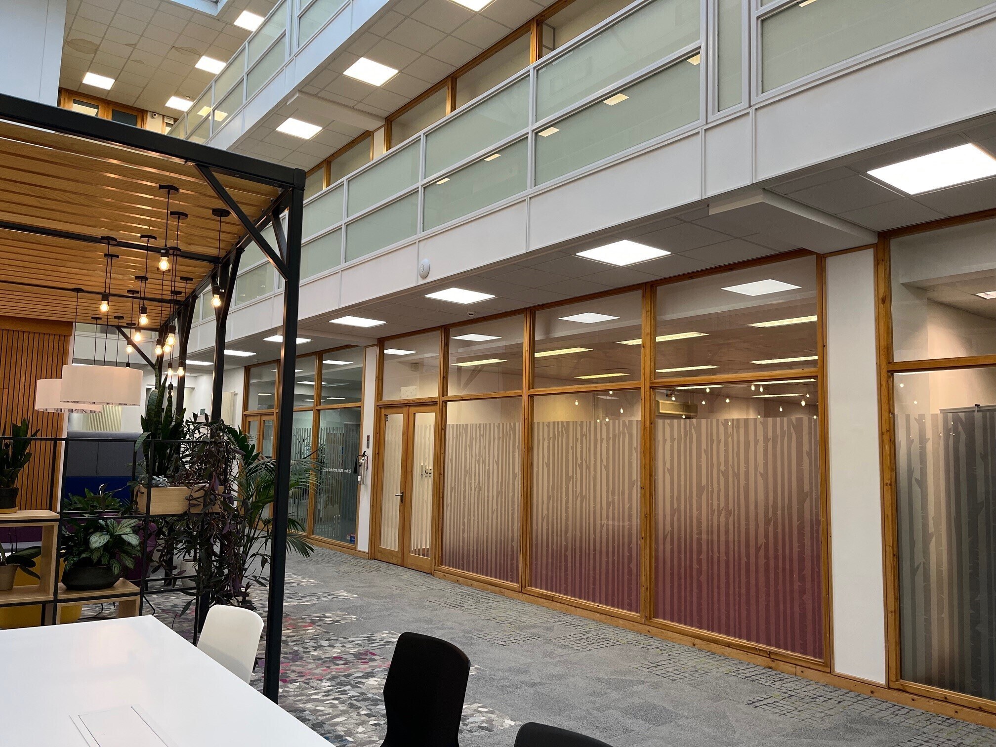 Chalkdell Dr, Milton Keynes à louer Photo de l’immeuble– Image 1 sur 43