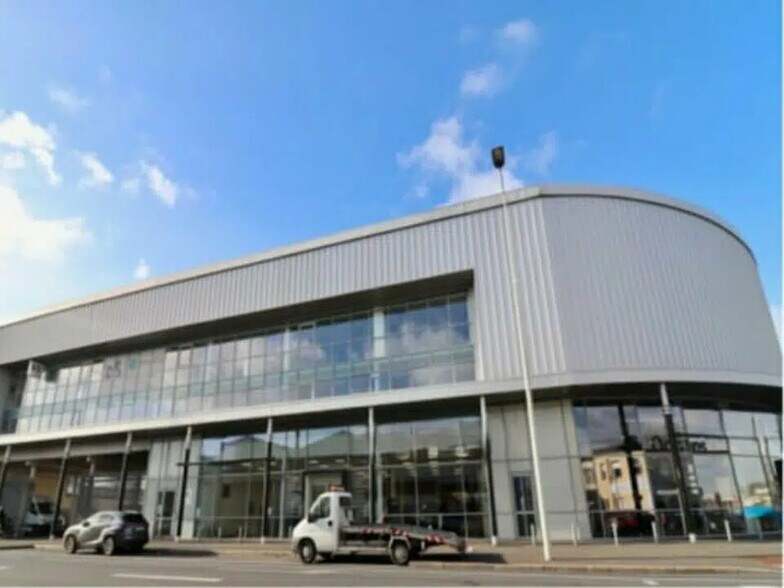 Bureau dans Le Havre à louer - Photo de l’immeuble – Image 1 sur 3