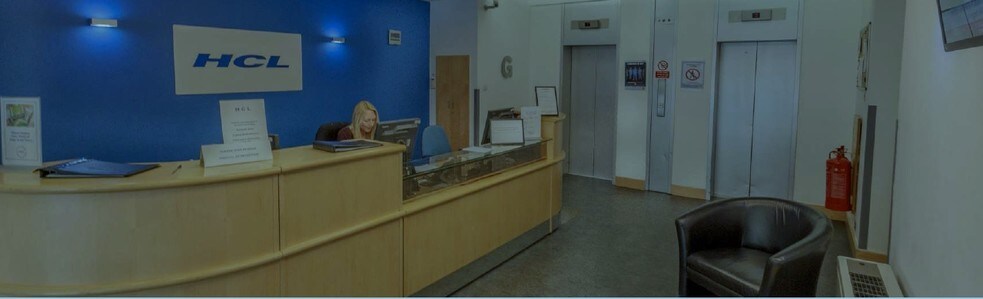 28-36 Eastern Rd, Romford à louer - Hall d’entrée – Image 3 sur 4