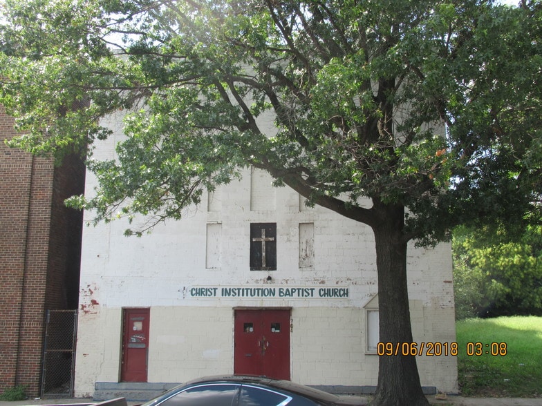 704 Ensor St, Baltimore, MD à vendre - Photo principale – Image 1 sur 8