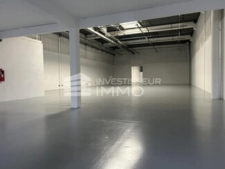 Plus de détails pour Bureau, Local d'activités à louer