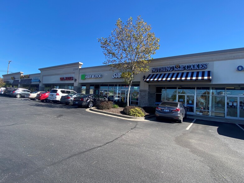2348-2358 Nicholasville Rd, Lexington, KY à louer - Photo de l’immeuble – Image 3 sur 12