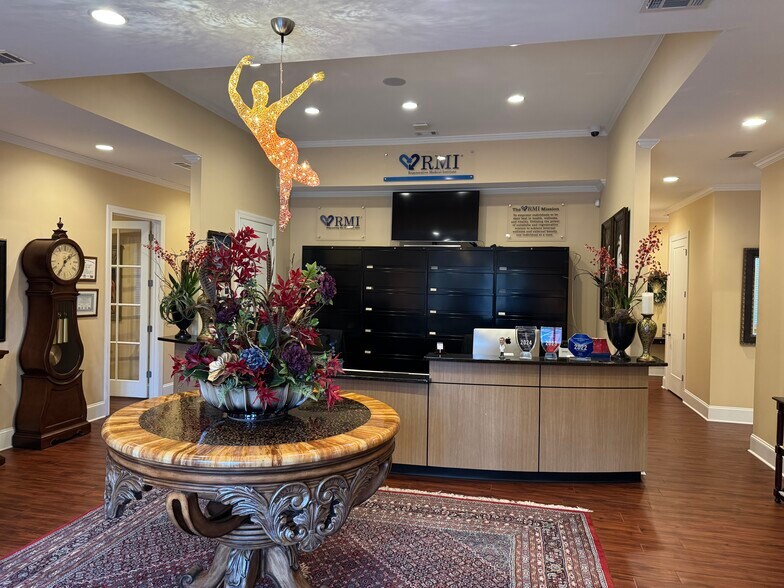 501 Roper Creek Dr, Greenville, SC à vendre - Photo de l’immeuble – Image 3 sur 5