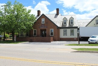 Plus de détails pour 528 Wells St, Delafield, WI - Local commercial à vendre