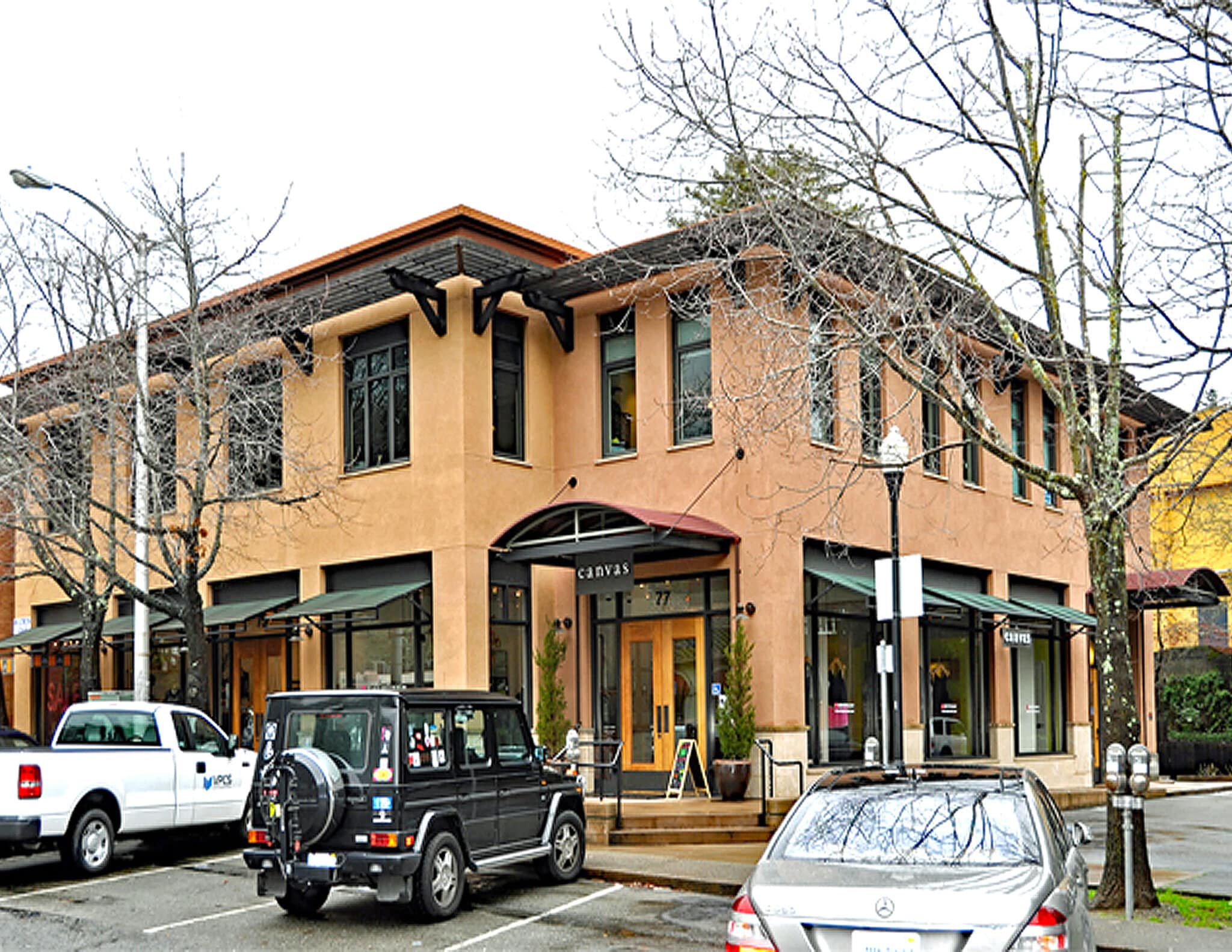 75-77 Throckmorton Ave, Mill Valley, CA à louer Photo de l’immeuble– Image 1 sur 7