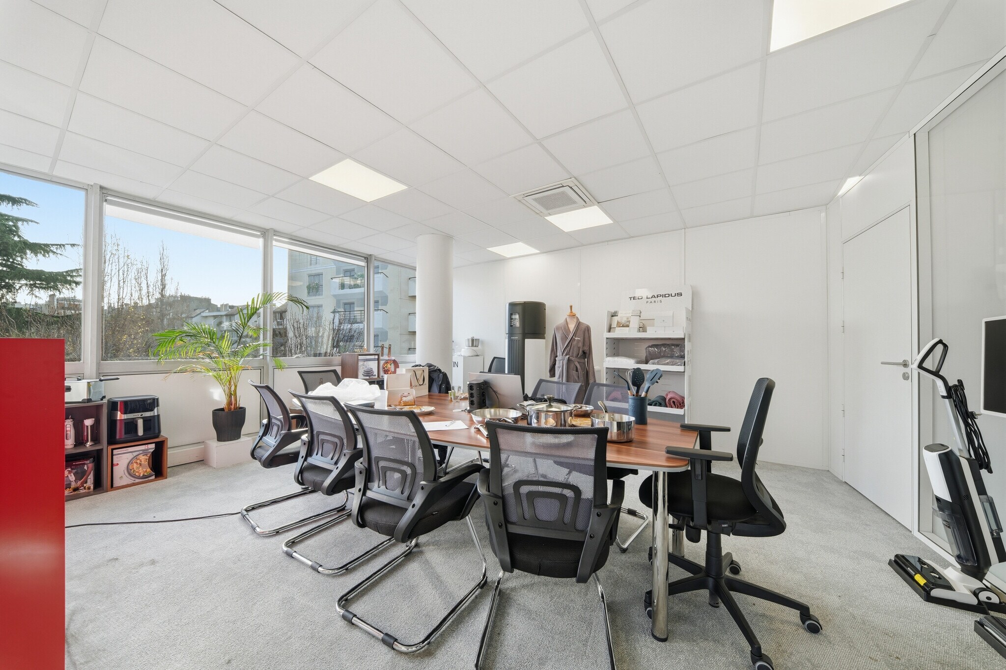 Bureau dans Levallois-Perret à vendre Photo de l’immeuble– Image 1 sur 11
