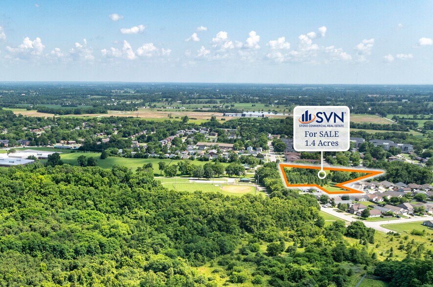 1749 Russell Cave Rd, Lexington, KY à vendre - Photo de l’immeuble – Image 3 sur 6