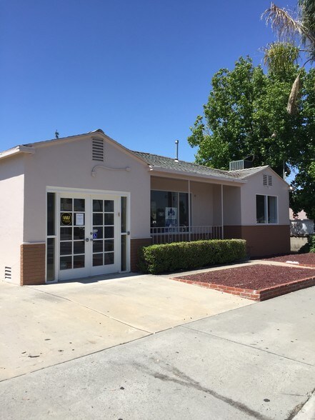 375 Broadway, El Cajon, CA à louer - Photo principale – Image 1 sur 1
