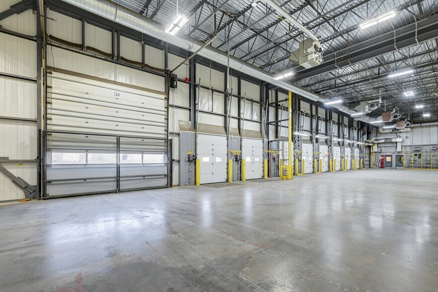 2700 Boul Casavant O, Saint-hyacinthe, QC à vendre - Photo de l’immeuble – Image 2 sur 5