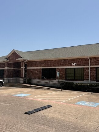 Plus de détails pour 739 Justin Rd, Rockwall, TX - Bureau à louer