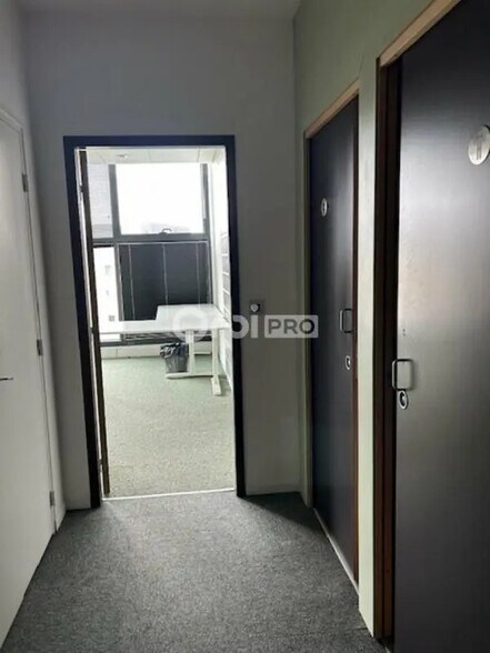 Bureau dans Reims à vendre - Photo de l’immeuble – Image 3 sur 12