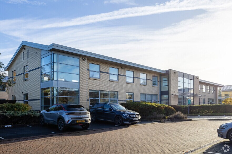 6060 Knights Ct, Birmingham à louer - Photo de l’immeuble – Image 2 sur 3