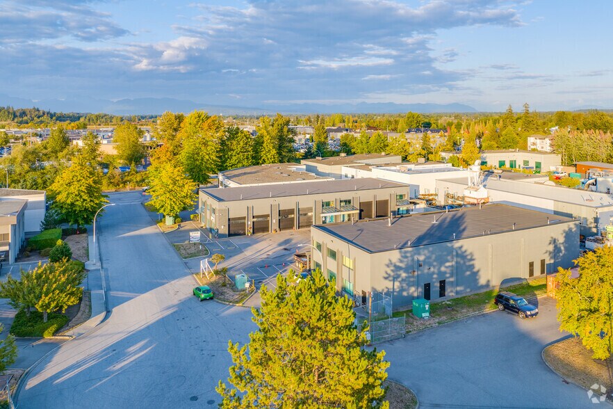 5968 205A St, Langley, BC à louer - Aérien – Image 2 sur 2